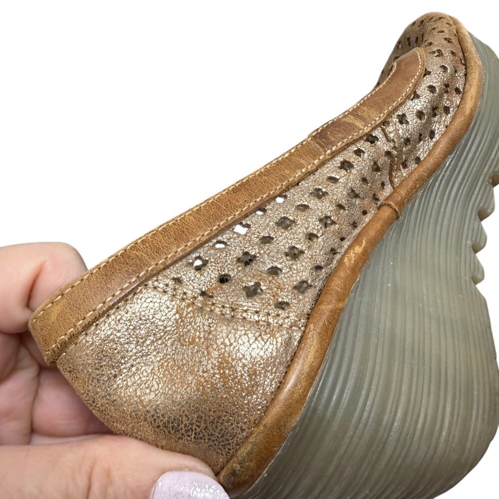 Fly London Yobe gold perforated leather wedge pumps Women's Size 37 / 7 - Picture 7 of 9